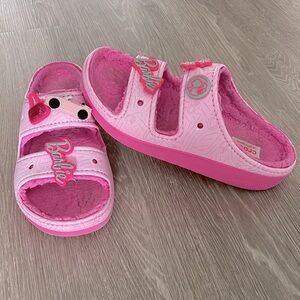 Limited Edition 2024 Mattel Barbie Crocs Cozy Sandal Pink Women’s Size 10
